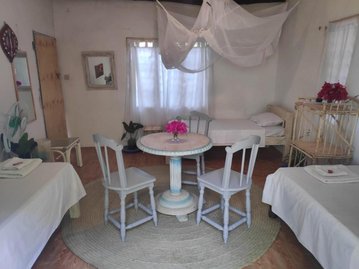 Sunny Garden Rooms Watamu Esterno foto